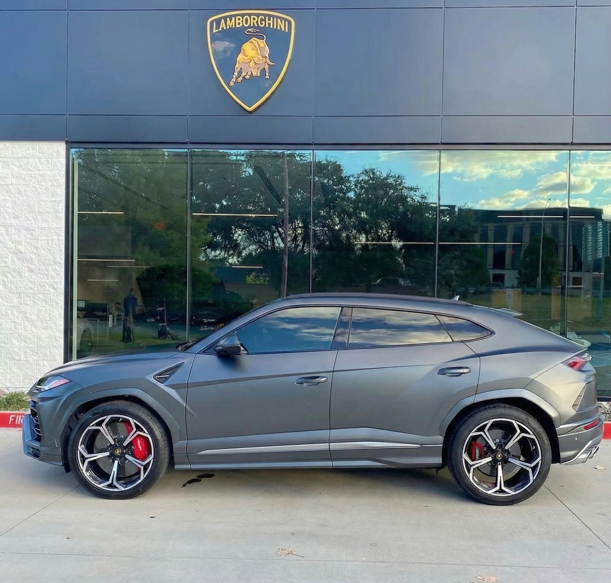 Matte Grey Lamborghini Urus